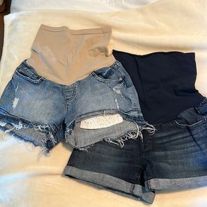 Maternity shorts